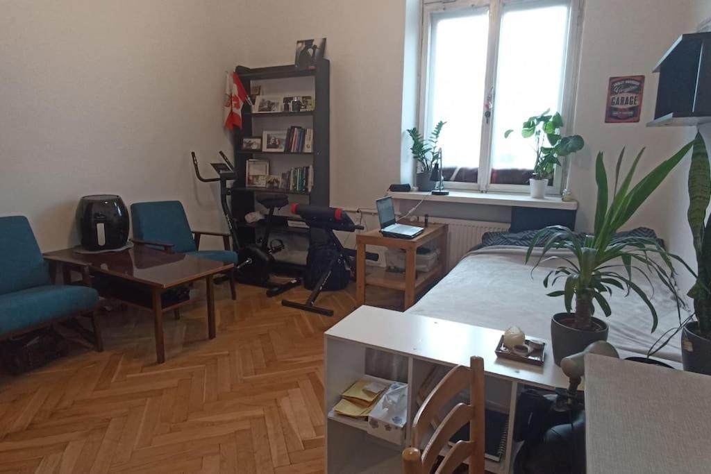 Apartamento Entire Studio In The City Center Varsovia Exterior foto